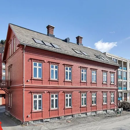 Unik Midt I Narvik